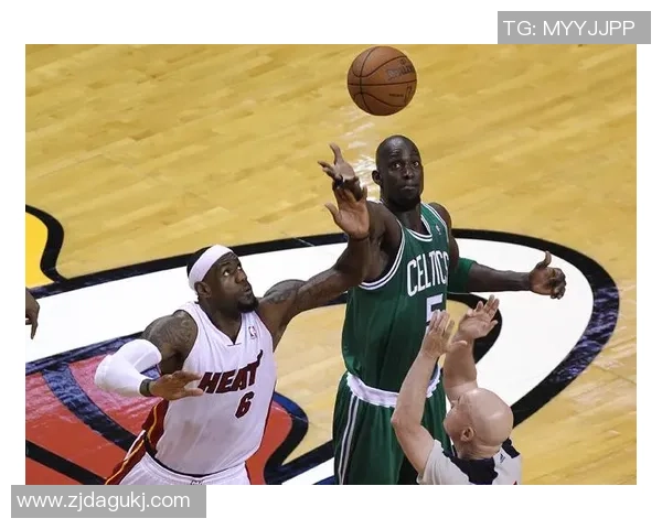 热火与凯尔特人精彩对决回放9月24日比赛全程回顾与精彩瞬间分析