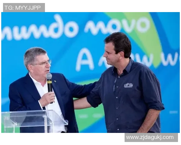 塞维总监:塞维主席小德尔尼多一天在沙龙作业16小时 塞维总监:塞维主席小德尔尼多一天在沙龙作业16小时